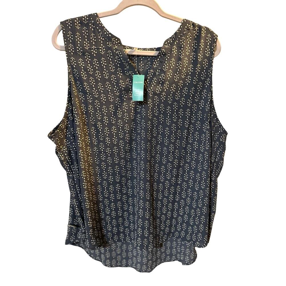 NWT Maurices Womens Plus 2X light blueGeometric Sleeveless Gathered Back Casual